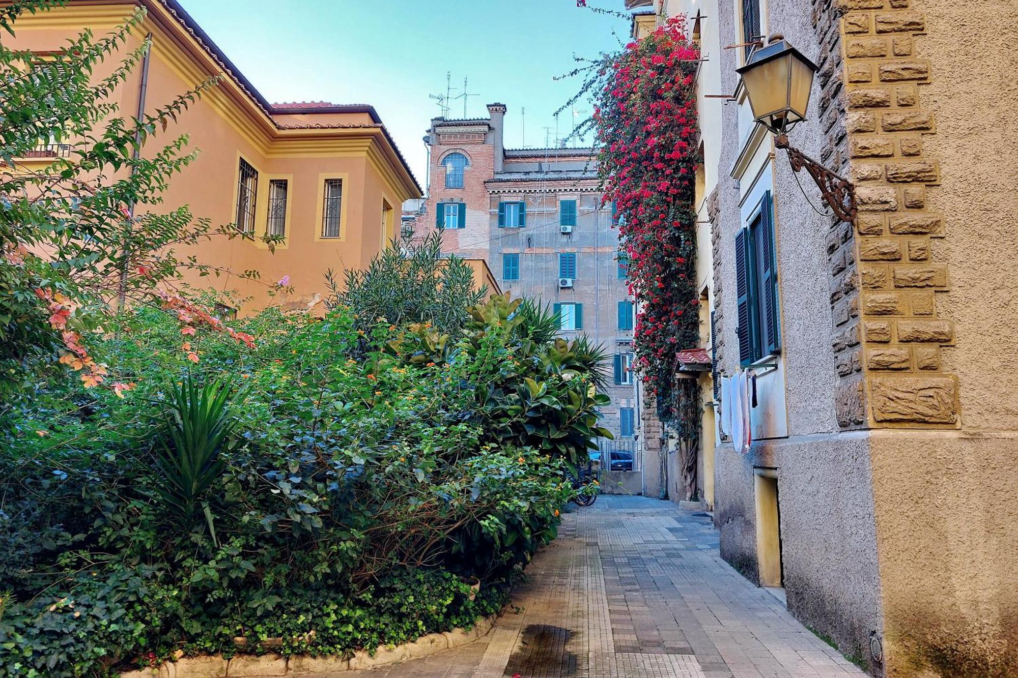 Ych-Brand New Vatican Flat With Terrace ローマ エクステリア 写真